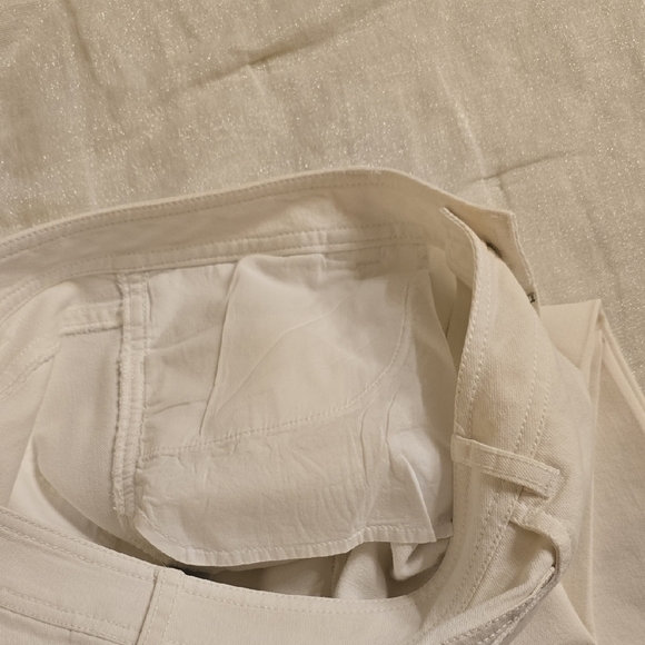 Lafayette 148 New York White Straight Leg Jeans - Picture 11 of 12